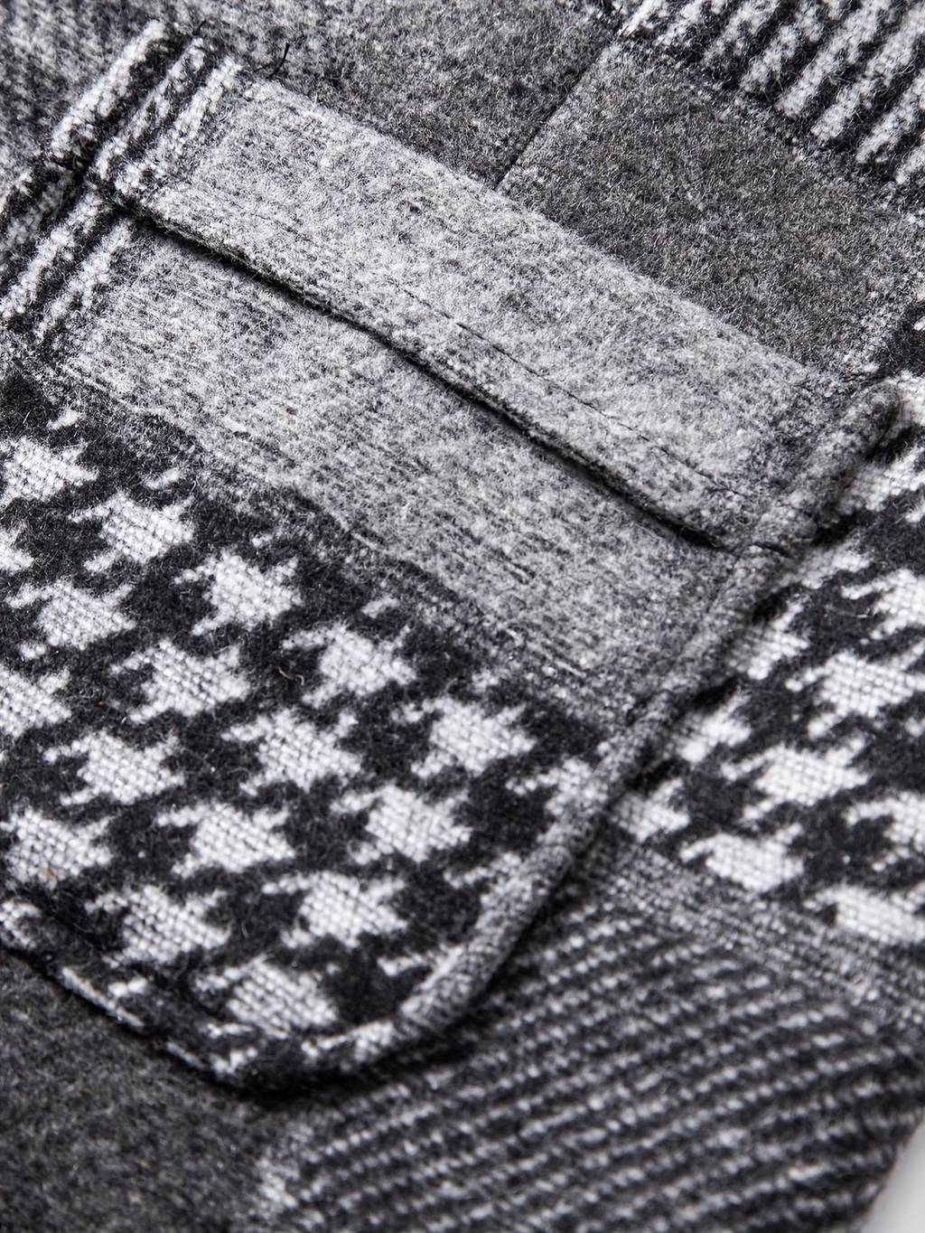 Leo | Chaleco de tweed patchwork con patrón de espiga